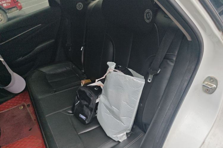 Used Buick GT 2019 18T Automatic Connected Elite Model China VI Standard Left Rear Seat