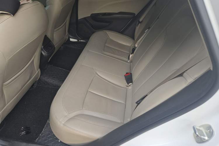 Used Buick GT 2019 15T Manual Elite Version China VI Standard Left Rear Seat