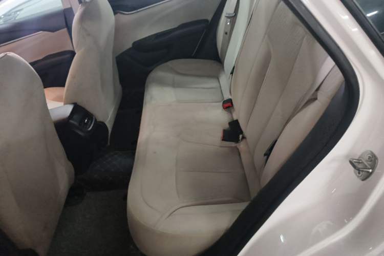 Used Buick GT 2019 15T Dual-Clutch Advanced Version China VI Standard Left Rear Seat