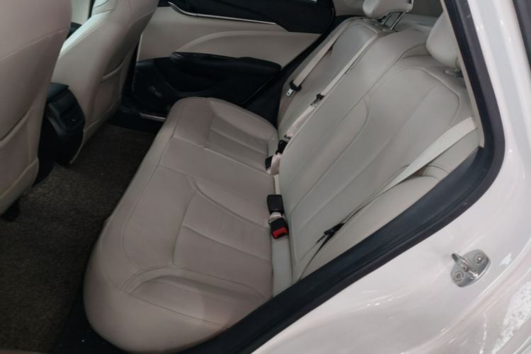 Used Buick GT 2019 15T Dual-Clutch Connected Elite Version China V Standard Left Rear Seat