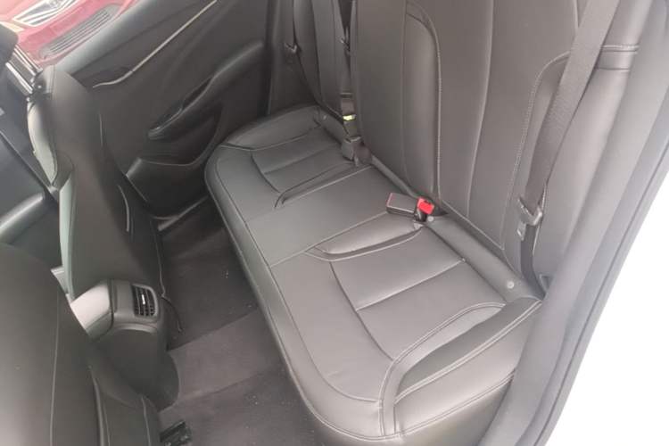 Used Buick GT 2019 18T Automatic Connected Elite Model China VI Standard Left Rear Seat