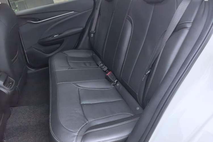 Used Buick GT 2019 18T Automatic Connected Elite Model China VI Standard Left Rear Seat