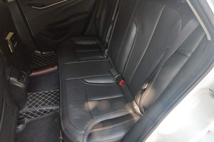 Used Buick GT 2019 18T Automatic Connected Elite Model China V Standard Left Rear Seat
