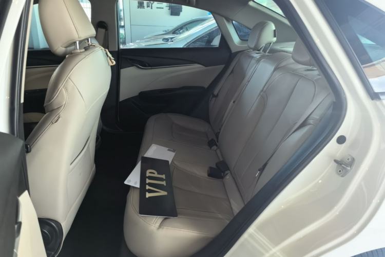 Used Buick GT 2019 15T Manual Elite Version China VI Standard Left Rear Seat
