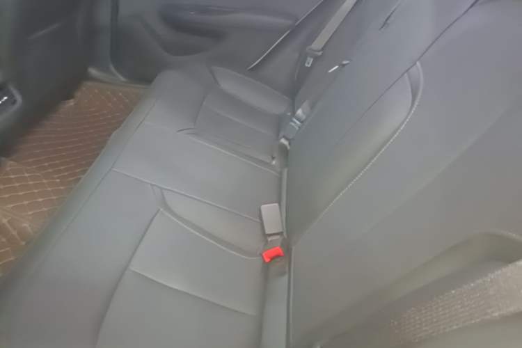 Used Buick GT 2019 18T Automatic Connected Elite Model China VI Standard Left Rear Seat