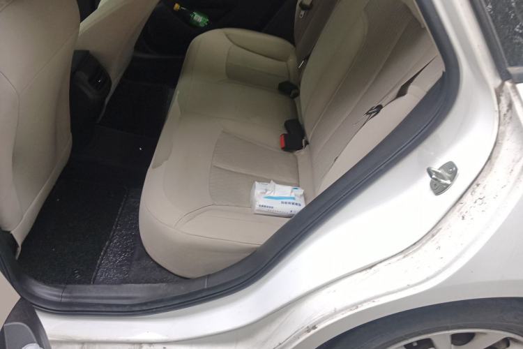 Used Buick GT 2019 15T Dual-Clutch Advanced Version China VI Standard Left Rear Seat