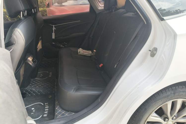 Used Buick GT 2019 18T Automatic Connected Elite Model China VI Standard Left Rear Seat