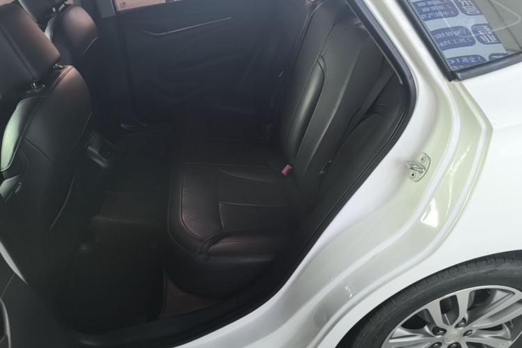 Used Buick GT 2019 18T Automatic Connected Elite Model China VI Standard Left Rear Seat