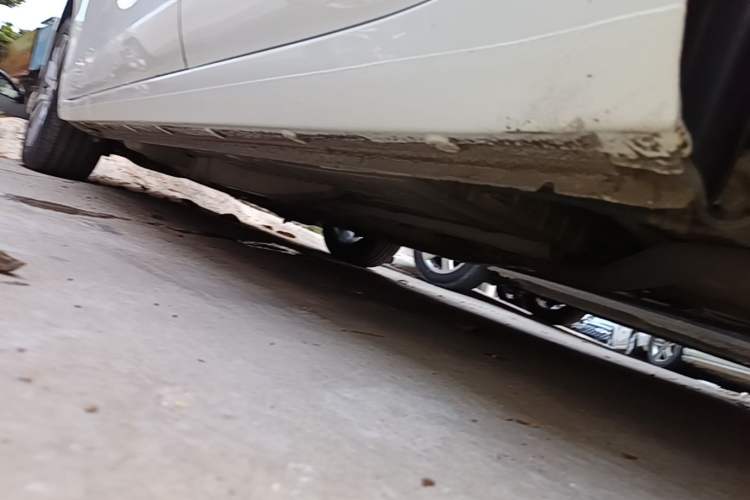 Used Buick GT 2019 18T Automatic Connected Elite Model China VI Standard Left Side Sill