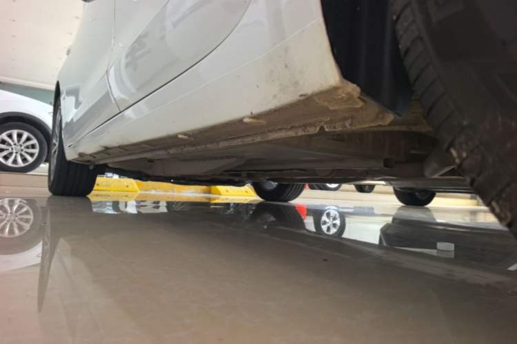 Used Buick GT 2019 18T Automatic Connected Elite Model China VI Standard Left Side Sill