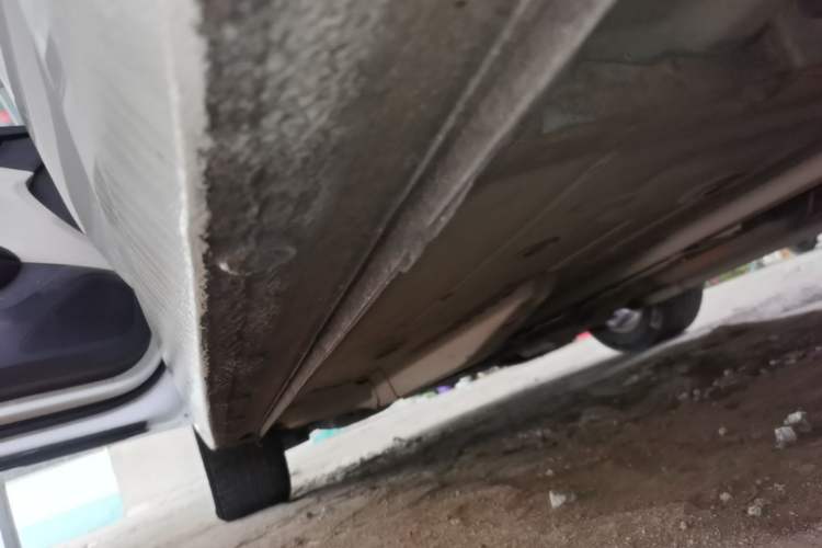 Used Buick GT 2019 15T Dual-Clutch Connected Elite Version China V Standard Left Side Sill