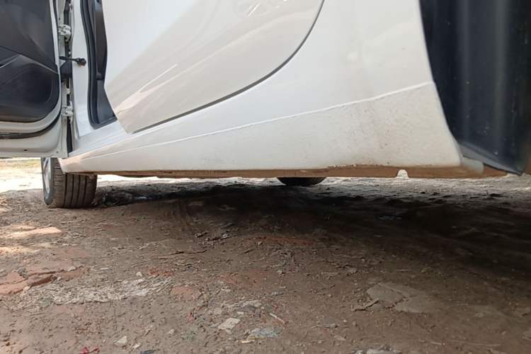 Used Buick GT 2019 18T Automatic Connected Elite Model China VI Standard Left Side Sill