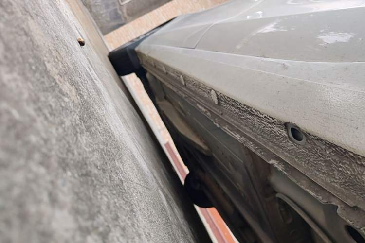 Used Buick GT 2019 18T Automatic Connected Elite Model China VI Standard Left Side Sill