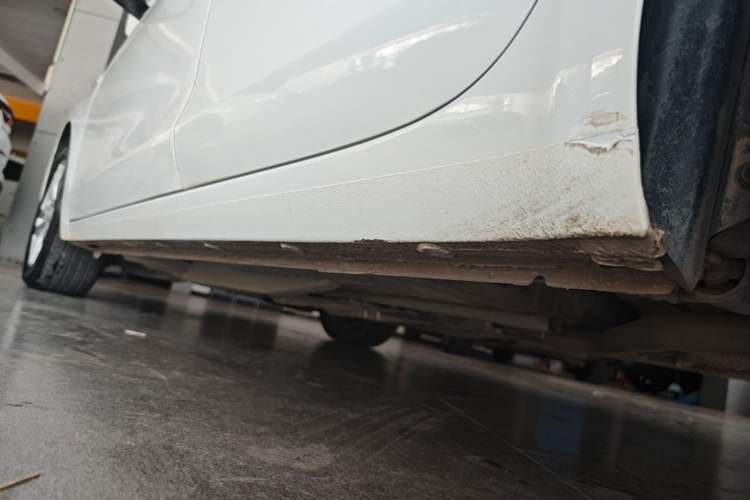 Used Buick GT 2019 15T Dual-Clutch Connected Elite Model China VI Left Side Sill