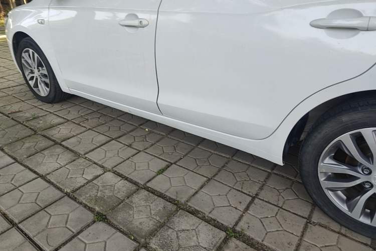 Used Buick GT 2019 18T Automatic Connected Elite Model China V Standard Left Side Sill