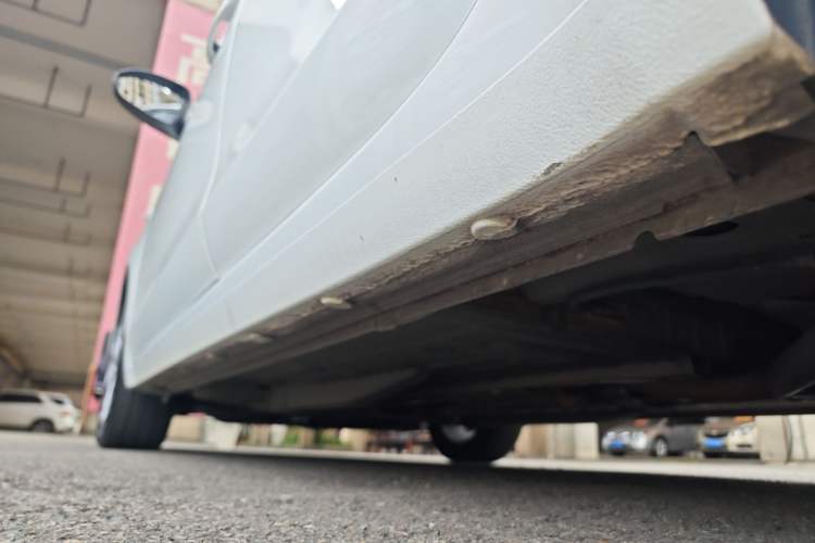 Used Buick GT 2019 18T Automatic Connected Elite Model China VI Standard Left Side Sill