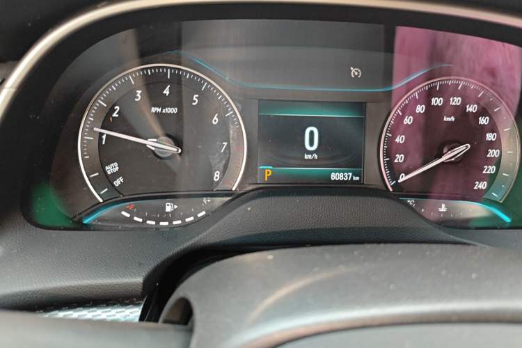Used Buick GT 2019 18T Automatic Connected Elite Model China VI Standard Odometer Close Up