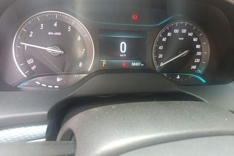 Used Buick GT 2019 18T Automatic Connected Flagship Version China VI Standard Odometer Close Up