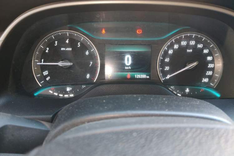 Used Buick GT 2019 18T Automatic Connected Flagship Version China VI Standard Odometer Close Up