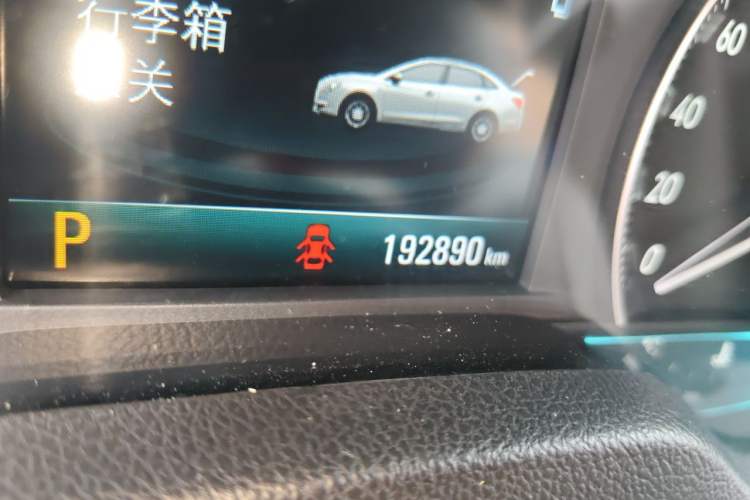 Used Buick GT 2019 18T Automatic Connected Elite Model China VI Standard Odometer Close Up