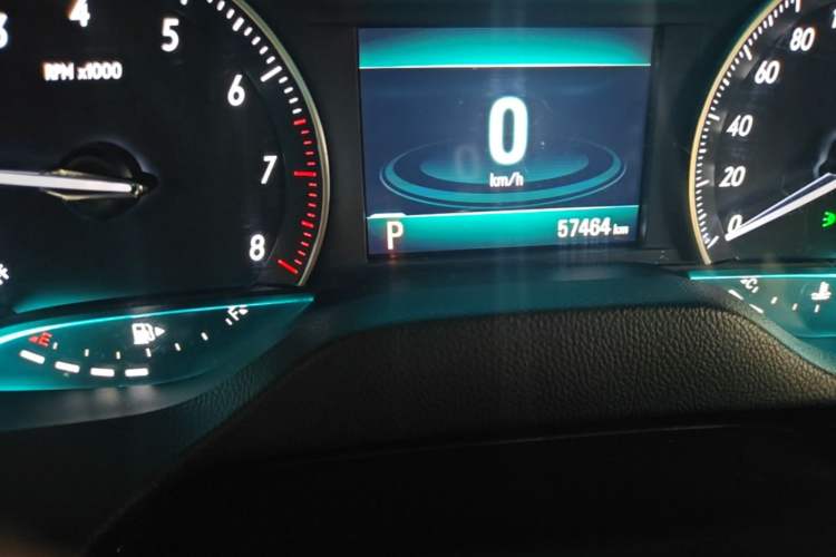 Used Buick GT 2019 15T Dual-Clutch Connected Elite Version China V Standard Odometer Close Up