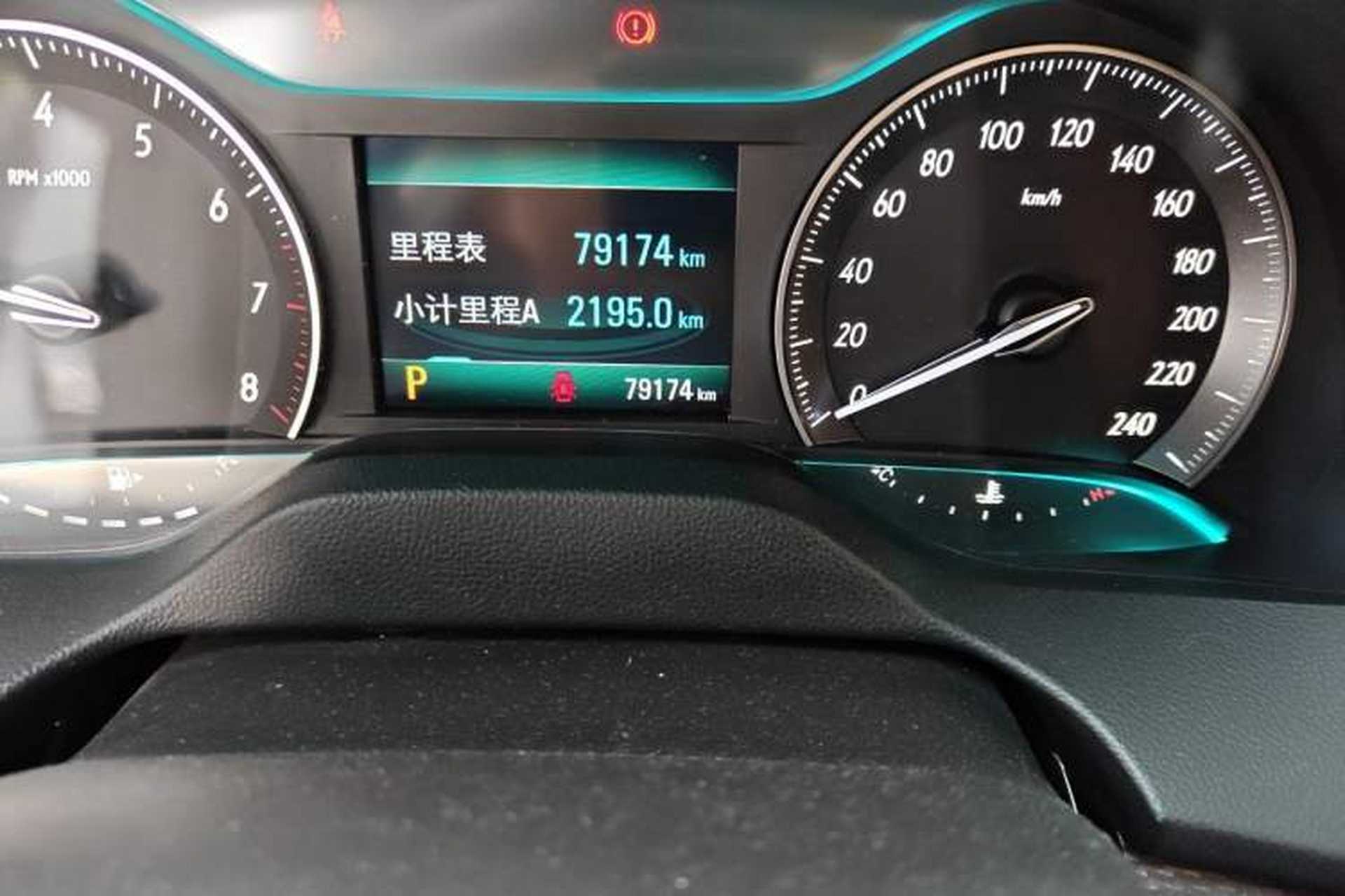Used Buick GT 2019 18T Automatic Connected Flagship Version China VI Standard Odometer Close Up
