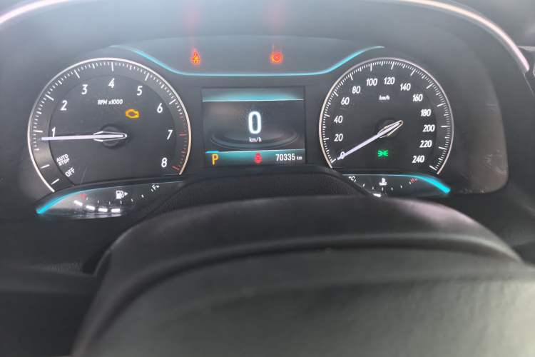 Used Buick GT 2019 15T Dual-Clutch Connected Elite Model China VI Odometer Close Up