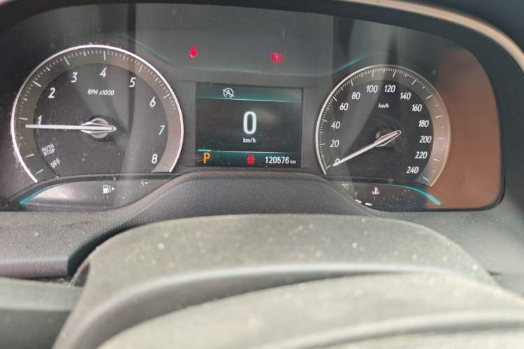 Used Buick GT 2019 15T Dual-Clutch Connected Elite Model China VI Odometer Close Up