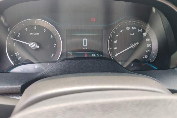 Used Buick GT 2019 15T Dual-Clutch Connected Elite Model China VI Odometer Close Up