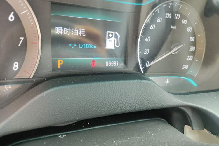 Used Buick GT 2019 15T Dual-Clutch Connected Elite Version China V Standard Odometer Close Up
