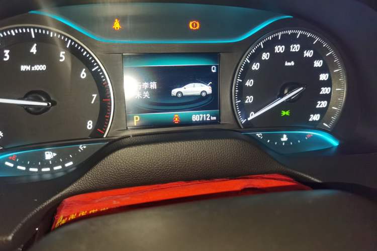 Used Buick GT 2019 18T Automatic Connected Flagship Version China VI Standard Odometer Close Up