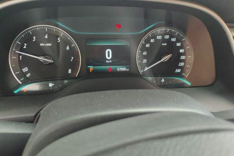 Used Buick GT 2019 15T Dual-Clutch Connected Elite Model China VI Odometer Close Up