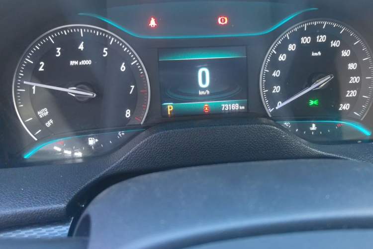 Used Buick GT 2019 18T Automatic Connected Elite Model China VI Standard Odometer Close Up