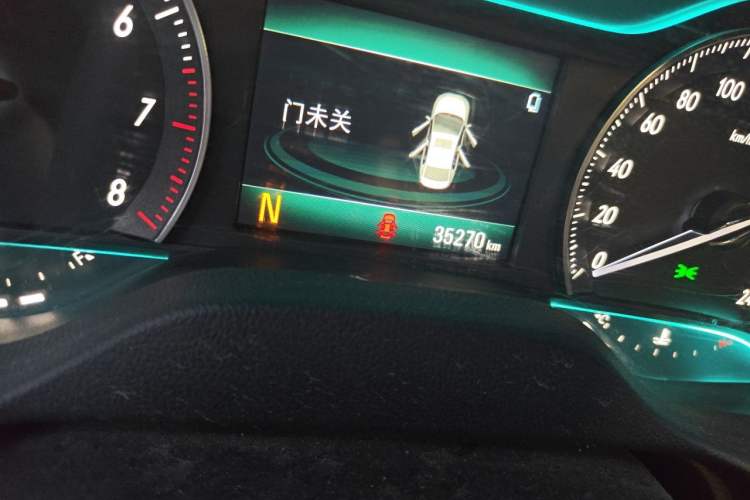 Used Buick GT 2019 18T Automatic Connected Elite Model China VI Standard Odometer Close Up