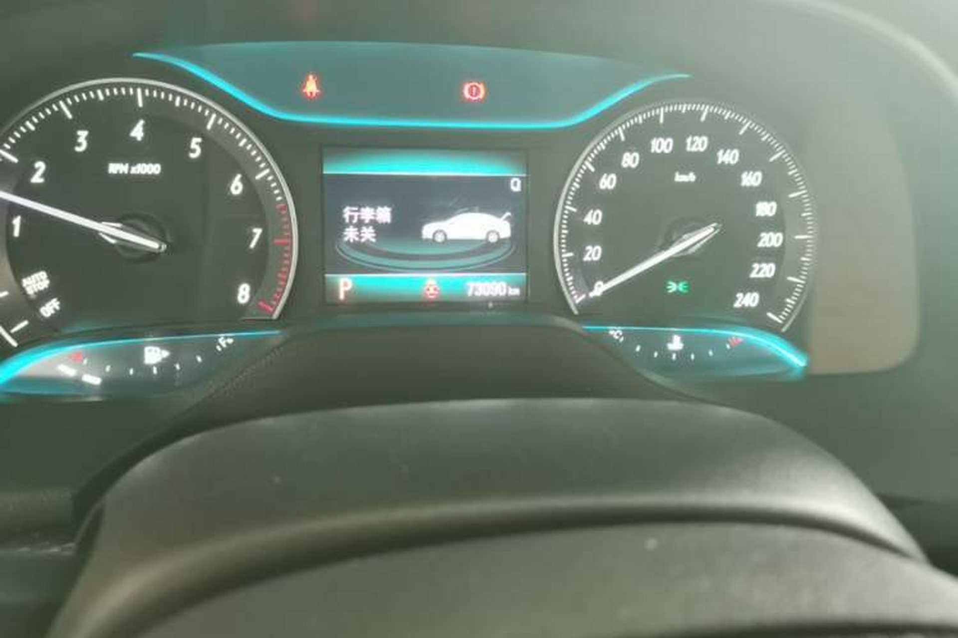 Used Buick GT 2019 15T Dual-Clutch Connected Elite Model China VI Odometer Close Up