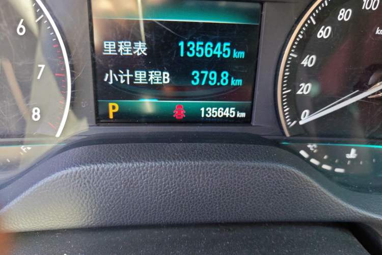 Used Buick GT 2019 18T Automatic Connected Elite Model China VI Standard Odometer Close Up