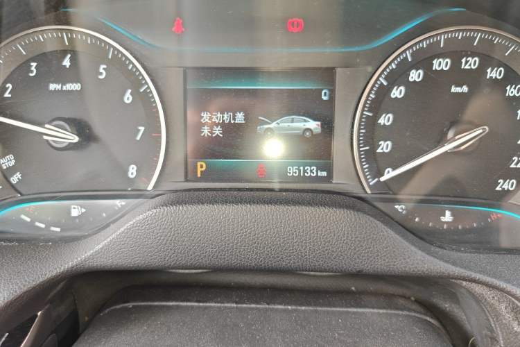 Used Buick GT 2019 18T Automatic Connected Elite Model China VI Standard Odometer Close Up