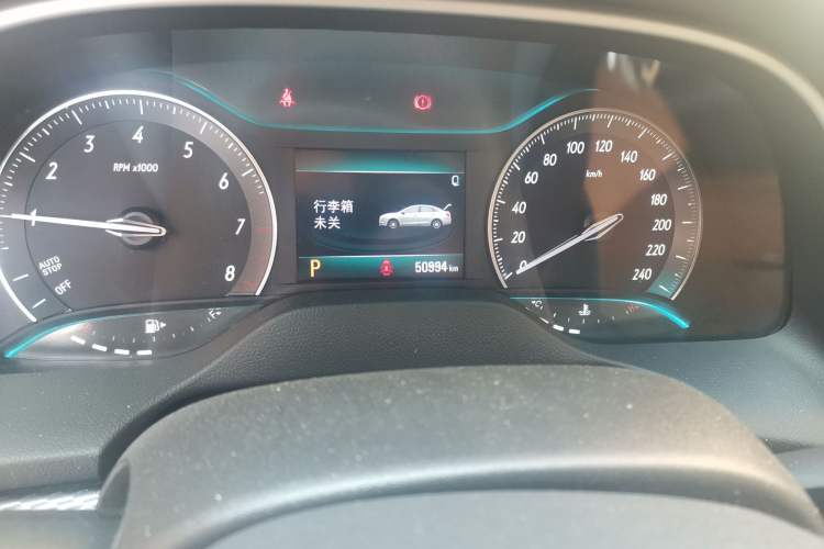Used Buick GT 2019 15T Dual-Clutch CrossFire Limited Edition Fearless Version Odometer Close Up