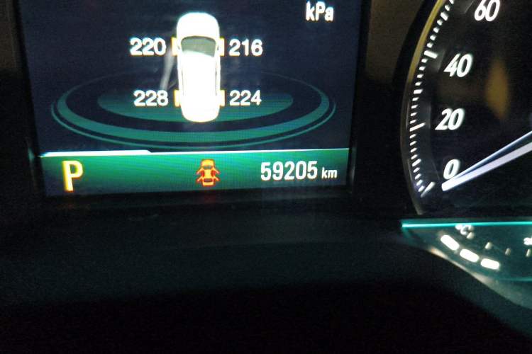 Used Buick GT 2019 18T Automatic Connected Elite Model China VI Standard Odometer Close Up