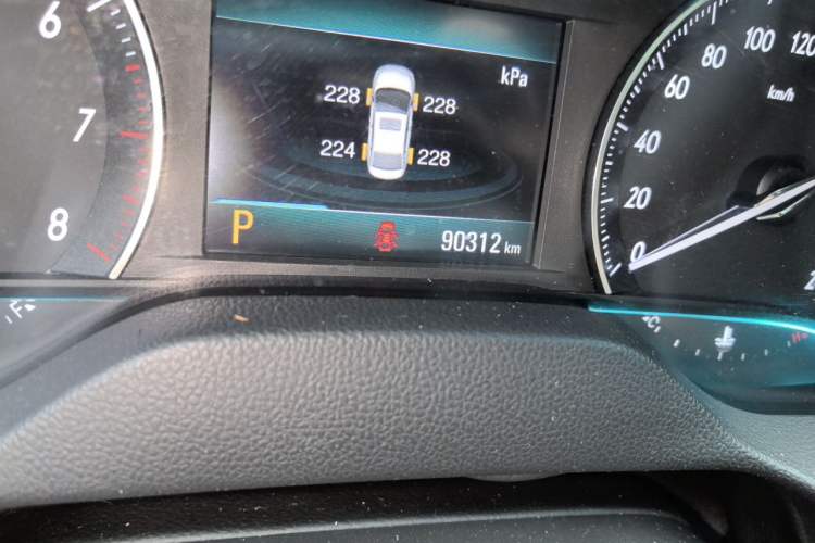 Used Buick GT 2019 18T Automatic Connected Elite Model China V Standard Odometer Close Up