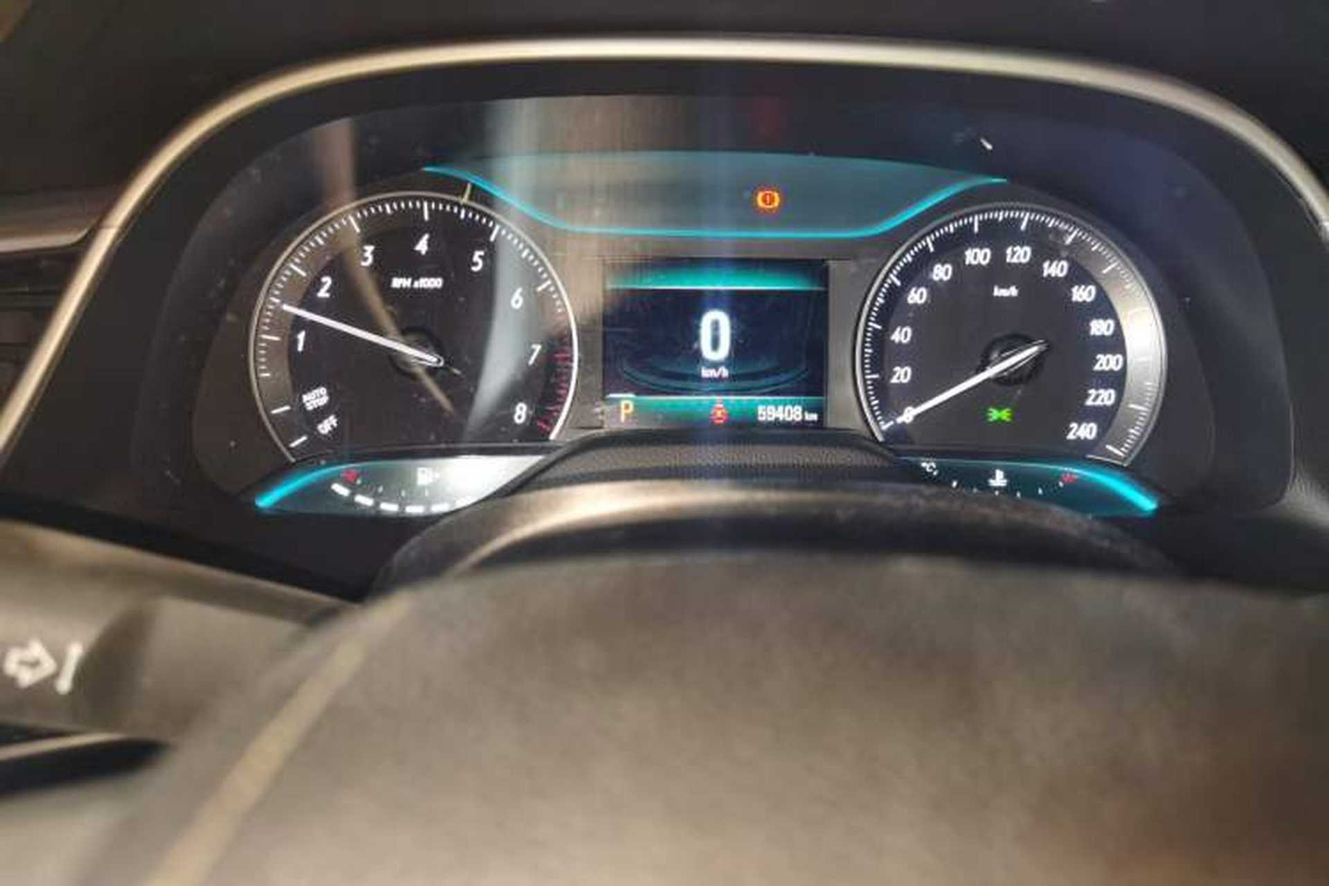 Used Buick GT 2019 15T Dual-Clutch Connected Elite Model China VI Odometer Close Up
