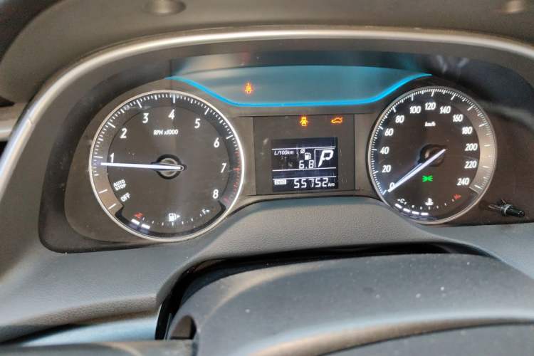 Used Buick GT 2019 15T Dual-Clutch Advanced Version China VI Standard Odometer Close Up