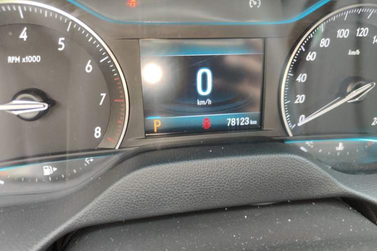 Used Buick GT 2019 18T Automatic Connected Elite Model China V Standard Odometer Close Up