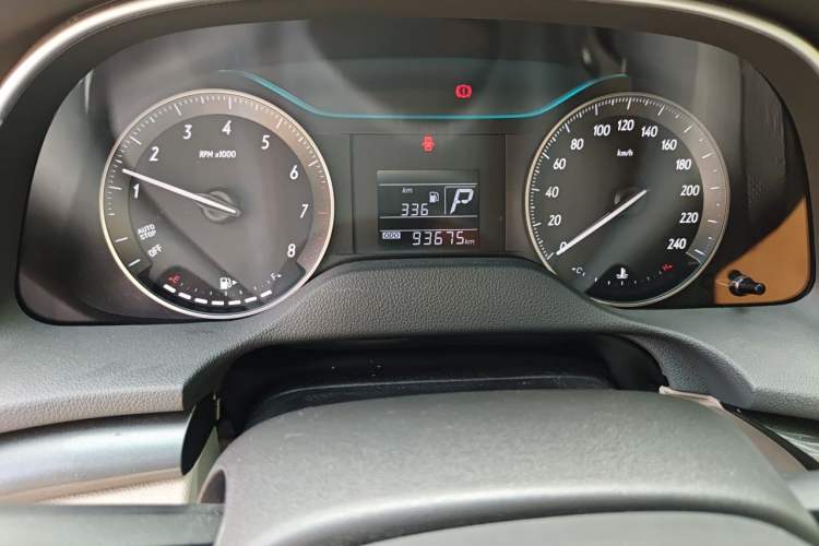 Used Buick GT 2019 15T Dual-Clutch Advanced Version China VI Standard Odometer Close Up