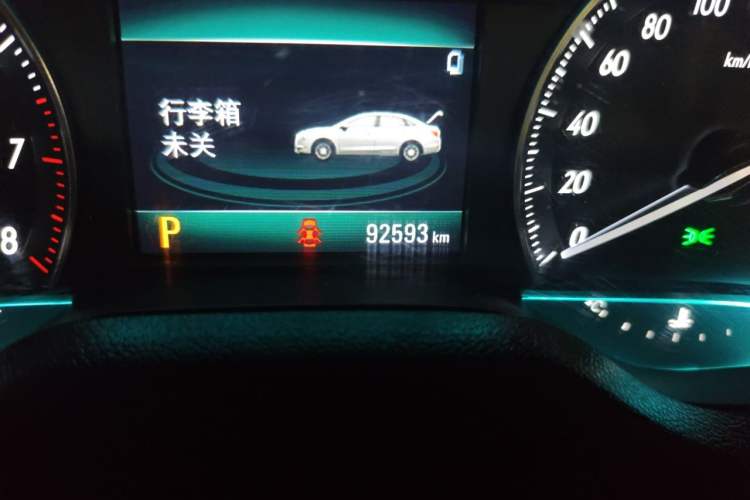 Used Buick GT 2019 15T Dual-Clutch Connected Elite Version China V Standard Odometer Close Up