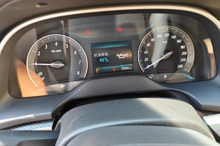 Used Buick GT 2019 15T Dual-Clutch Connected Elite Version China V Standard Odometer Close Up