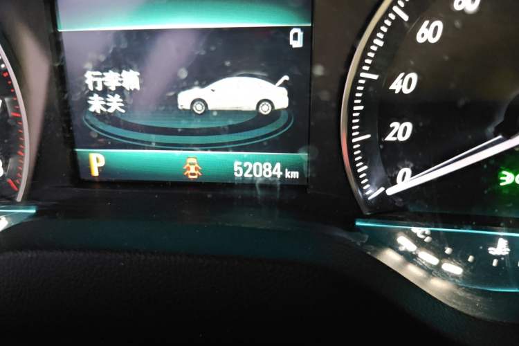 Used Buick GT 2019 18T Automatic Connected Elite Model China VI Standard Odometer Close Up