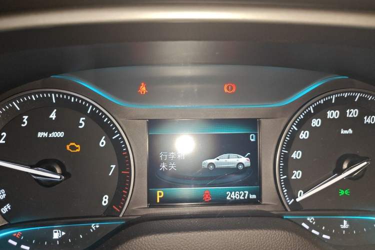 Used Buick GT 2019 18T Automatic Connected Elite Model China VI Standard Odometer Close Up