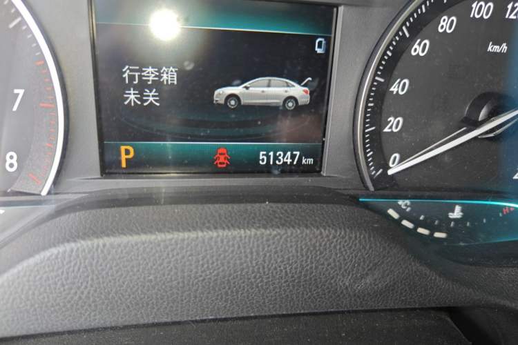 Used Buick GT 2019 18T Automatic Connected Elite Model China VI Standard Odometer Close Up