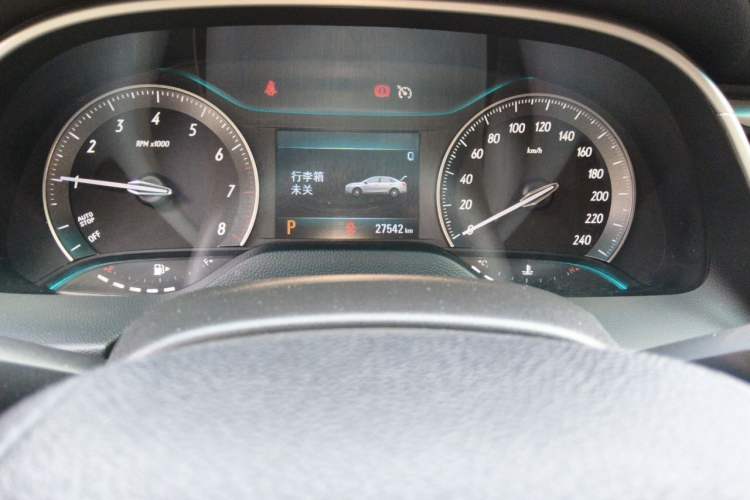 Used Buick GT 2019 18T Automatic Connected Flagship Version China VI Standard Odometer Close Up